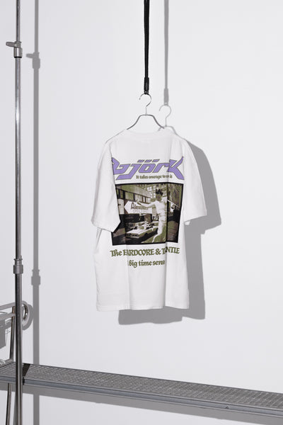 Björk - Graphic TEE