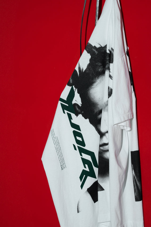 Björk - Graphic TEE